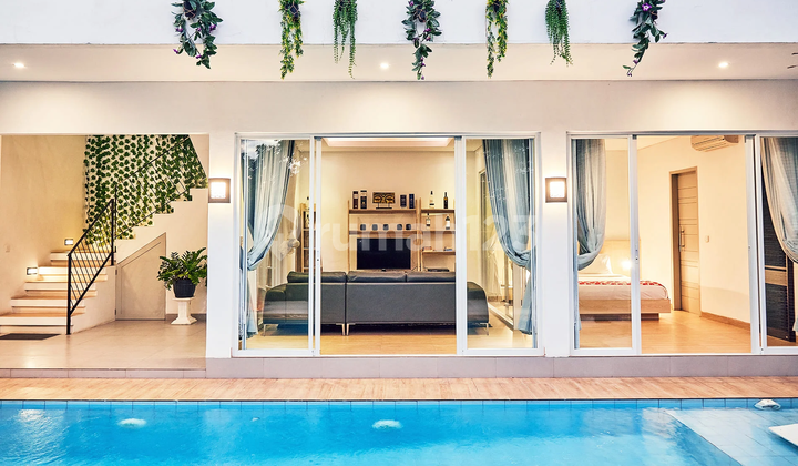 Villa in Canggu Echo Beach 208.0 m² Freehold Villa in Canggu Echo Beach 208.0 m² Freehold