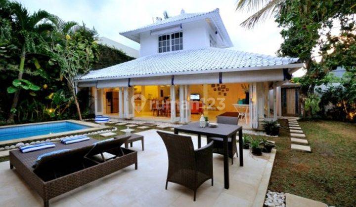 Leasehold Villa Hgb - Hak Guna Bangunan Di Jalan Raya Seminyak 2