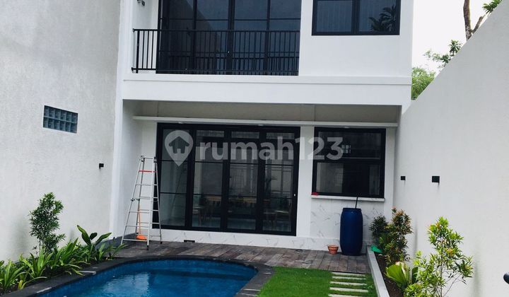 Vila Baru Yearly Rental Di Jl. Pemelisan Agung, Tibubeneng, Kec. Kuta Utara, Kabupaten Badung, Bali, Canggu