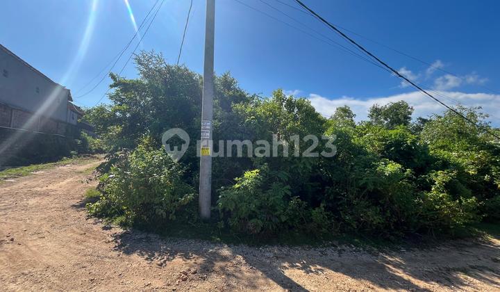 Tanah 2 Are Hook Di Jimbaran Dekat Sidewalk Dekat Kampus Unud 222.0 M² Shm