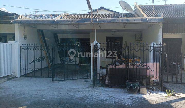 Di jual rumah di Kutisari indah Surabaya Timur cocok untuk usaha kost  1