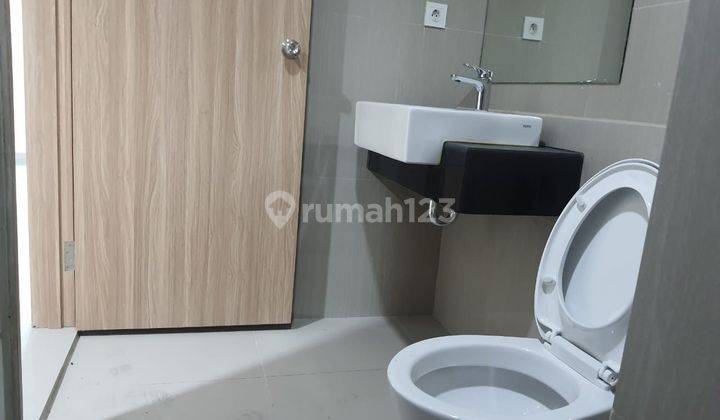 Apartemen Baru di Embarcadero Bintaro One Bed Room.