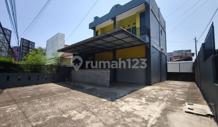 Ruko Sangat Strategis Di Pusat Bisnis Kota Cirebon Ruko Sangat Strategis Di Pusat Bisnis Kota Cirebon