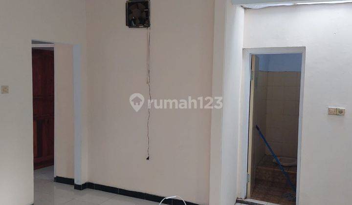 Rumah baru renov dekat kota  5