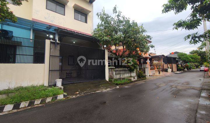 Rumah berikut perabot dekat mall kota Cirebon  2