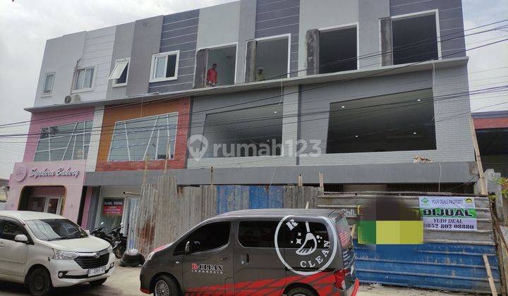 Ruko baru tiga lantai dekat CSB Mall Kota Cirebon  1