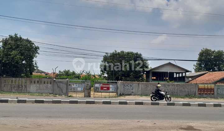 Full Wall Enclosed Warehouse Near Kanci Cirebon Toll Gate