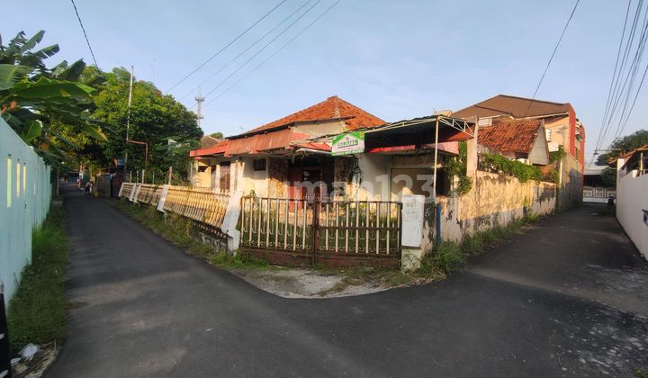 Rumah Hook Jual Hitung Tanah Di Jalan Kusnan Kota Cirebon 1