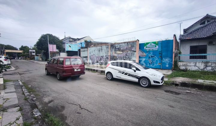 Tanah Full Tembok Keliling Strategis Dekat Csb Mall Cirebon Tanah Full Tembok Keliling Strategis Dekat Csb Mall Cirebon