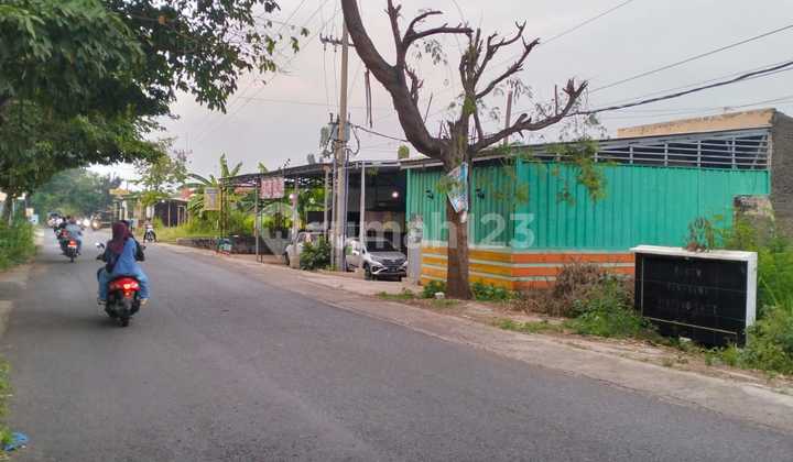 Ruko Murah Strategis Siap Pakai di Pinggir Jalan Lemahabang Kab Cirebon