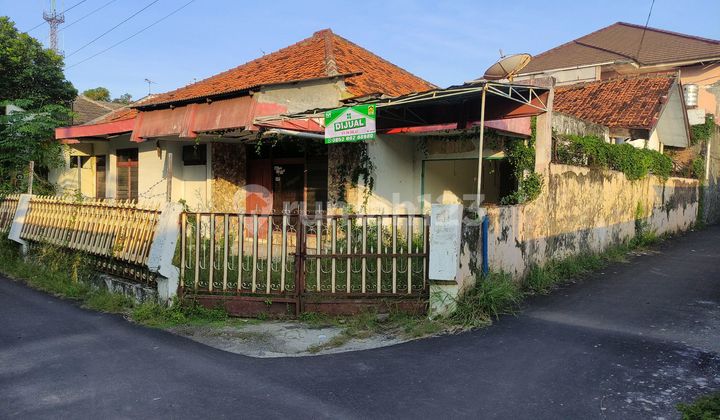 Rumah Hook Jual Hitung Tanah Di Jalan Kusnan Kota Cirebon 2