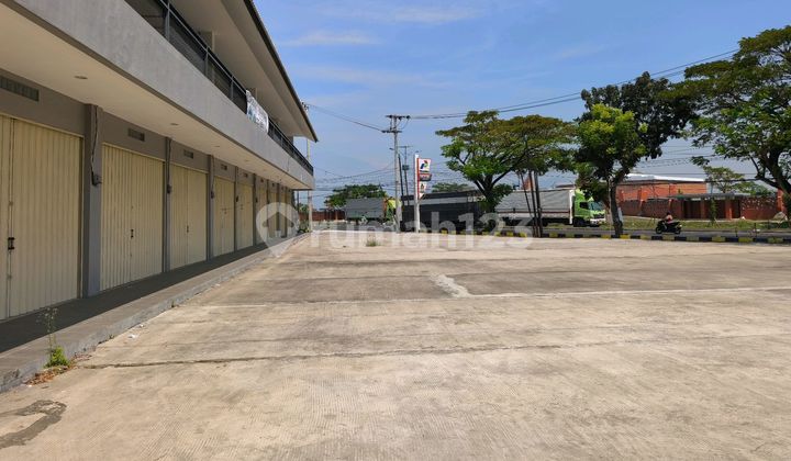 Ruko Bisa Jadi Gudang Lokasi Strategis Dekat Pintu Toll Akses Container Ruko Bisa Jadi Gudang Lokasi Strategis Dekat Pintu Toll Akses Container