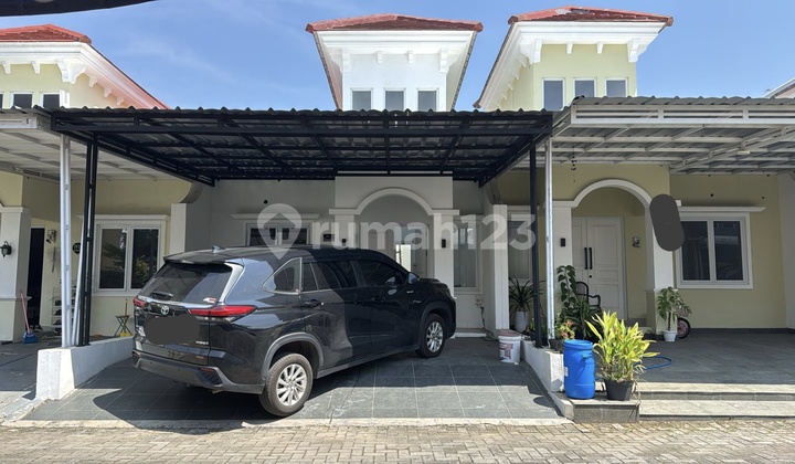 Ready-to-Live House in Verona Hills Near Toll Gate