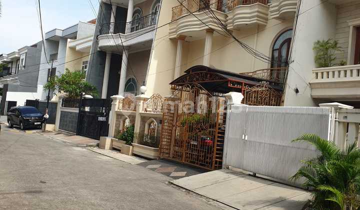 Rumah Cantik di Sunter Garden di Sunter Agung 2