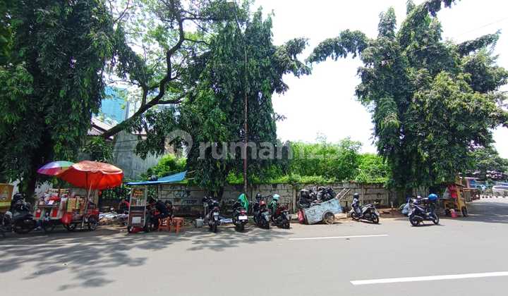 Tanah Luas di Patra Kuningan Jakarta Selatan Dekat Perkantoran