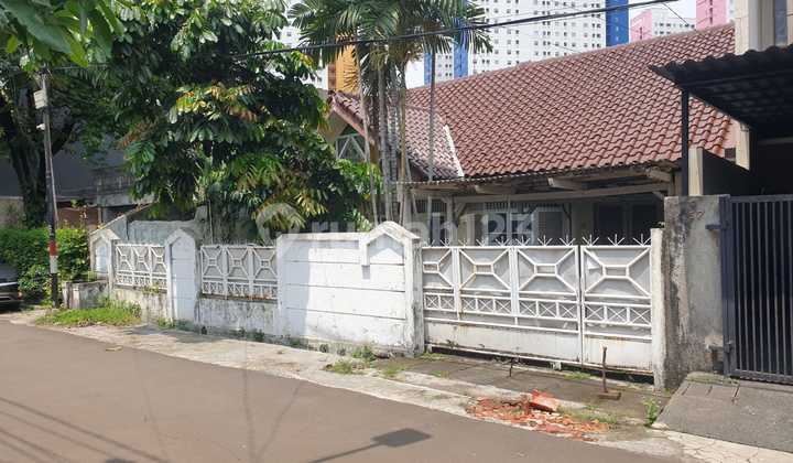 Rumah Lama 1 Lantai Di Komplek Perhubungan Udara Cempaka Putih Jakarta Pusat