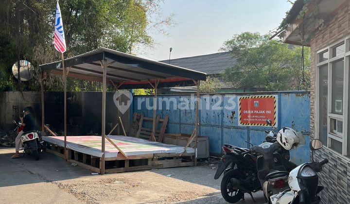 Ceramic Factory on Jl Pangeran Komarudin in Cakung