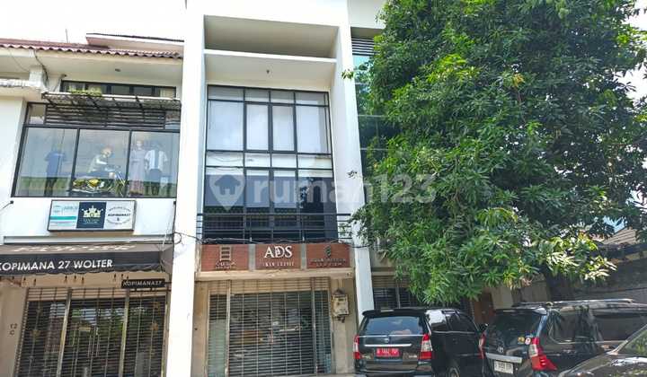 Ruko 4 Lantai Di Ruko De'monginsidi Kebayoran Baru Jakarta Selatan