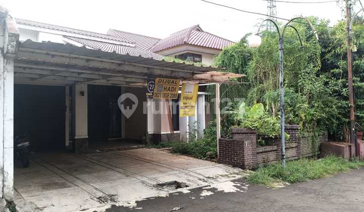 Old House on Jl Warung Jati Timur Iia, Pancoran, South Jakarta 2