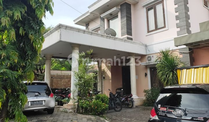 Rumah Kost Exclusive di Jl Gili Sampeng Kebon Jeruk Murah Harga Nego