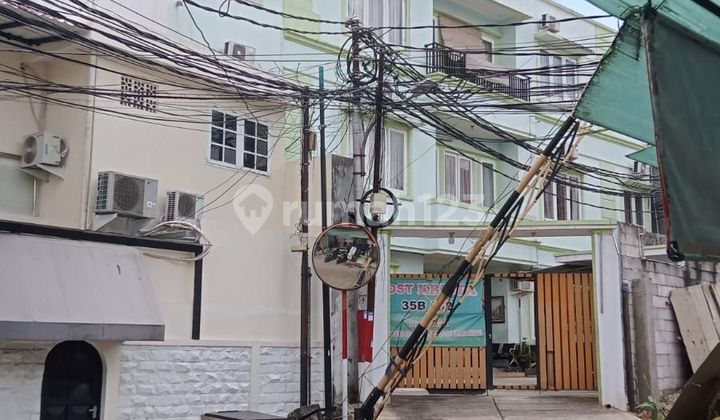 Rumah Kost di Bangka Jakarta Selatan lt 984 m 3 Lantai