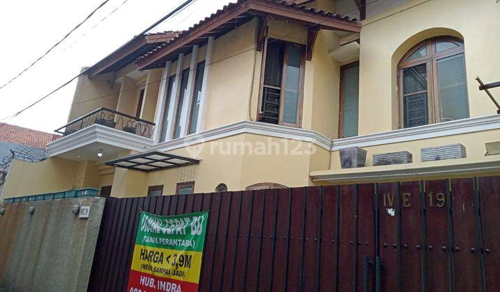 Rumah Minimalis Tebet Jakarta Selatan Lt 180 m Jalan 1 mobil  2