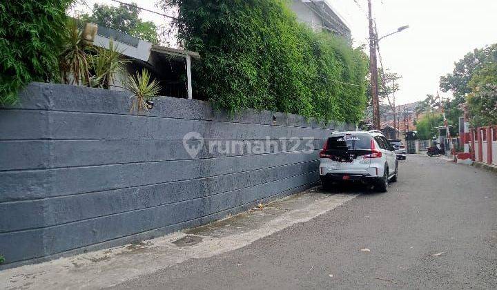 Rumah Lama di Jl Melati Pasar Minggu Jakarta Selatan SHM 2