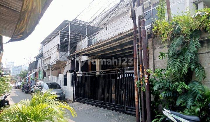 Rumah Lama di Jl Menteng Wadas Selatan Setiabudi Jakarta Selatan SHM 1