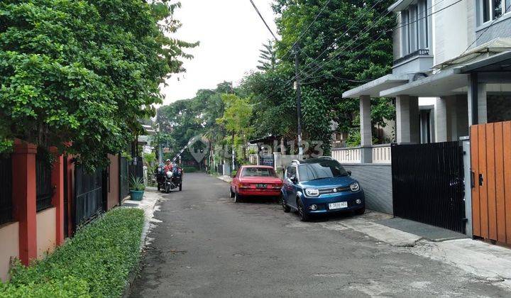 Rumah Cantik LT 180m² di Wilayah Ciputat Timur Tangerang Selatan SHM 2