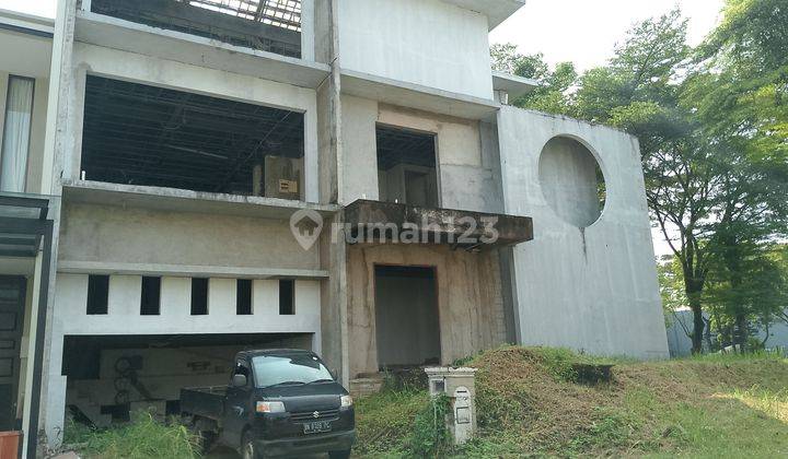 Bangunan Rumah 70% LT 553m² di Pondok Hijau Golf Tangerang SHM 2