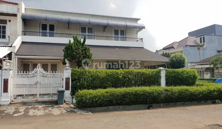 Rumah Mewah LT 268m² di Komp Perum Taman Kb Jeruk Jakarta Barat 1