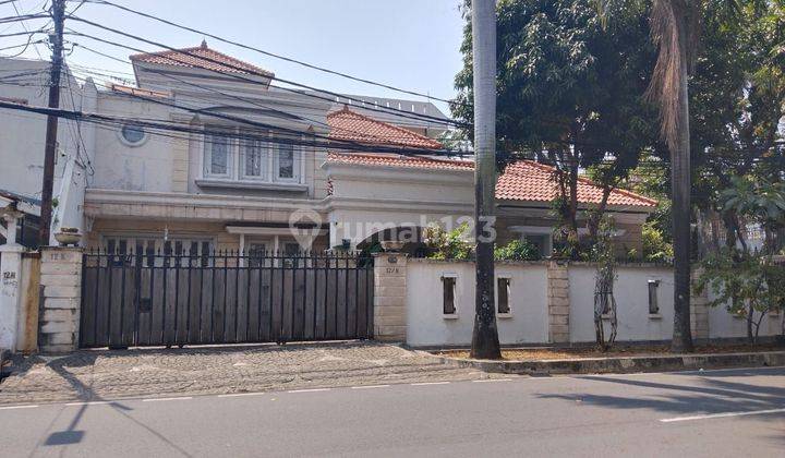 Rumah Hoek LT 567m² di Jl Cempaka Putih Tengah XVII Jakpus 1