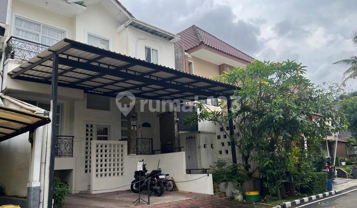 Modern House in Panorama Lebak Bulus Complex 2