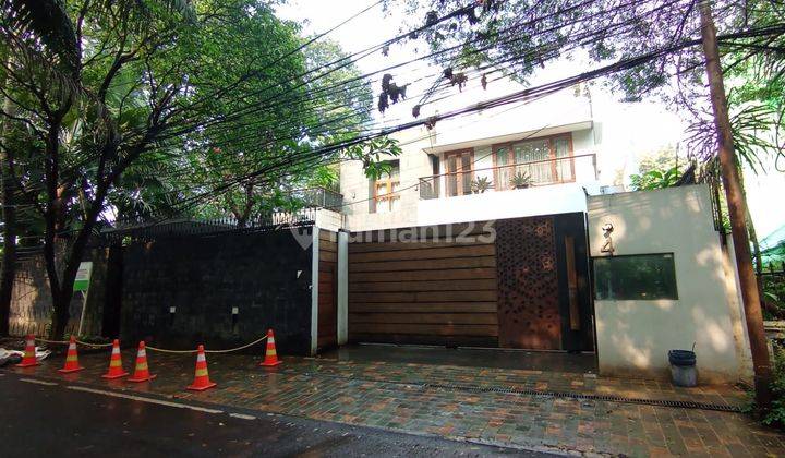 Rumah Luas Lt 766 Di Jl Dukuh Patra Jakarta Selatan  1