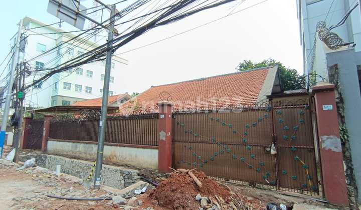 Rumah Tua Di Jl Kh Abdullah Syafei Tebet Jakarta Selatan
