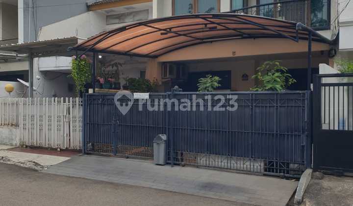 Rumah Lelang Di Pelepah Elok Lingkungan Nyaman 