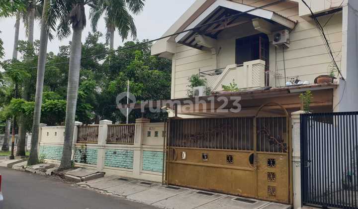 Rumah Lelang di Janur Elok di Kelapa Gading
