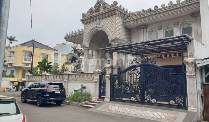 Rumah Mewah Hoek 2 Lantai Di Jl Pelepah Kuning Kelapa Gading Jakarta Utara