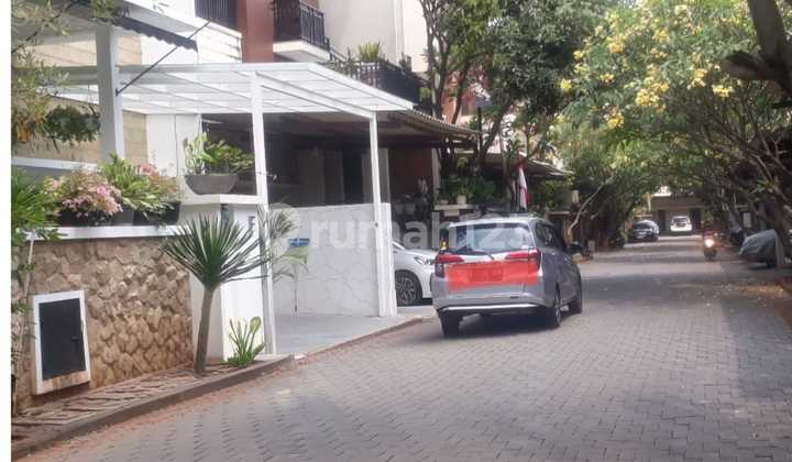 Townhouse Mutiara Pejaten- Rumah Lelang Ekslusif,Luas 208M
