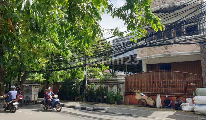 Old House on Howitzer Street, Sumur Batu, Kemayoran, Central Jakarta 2
