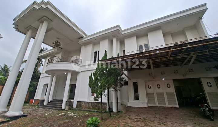 Dijual Rumah Asri di Tapos Depok Halaman Lega Ada Taman Belakang bisa AJB 2