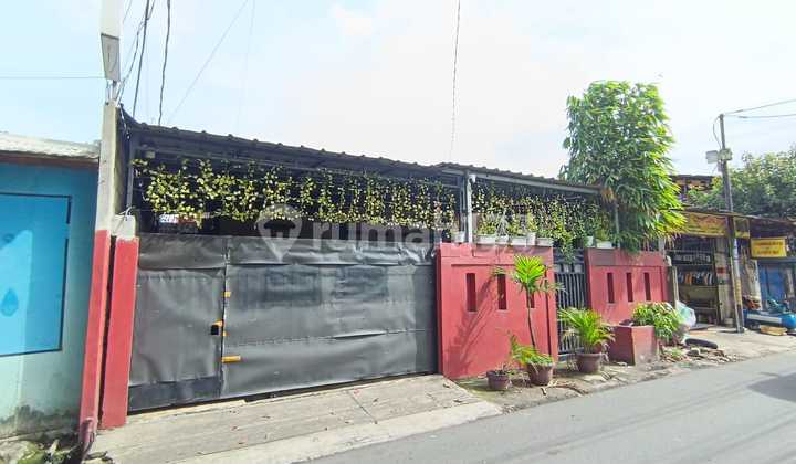 Rumah Strategis di Jl Rawa Simprug di Kebayoran Lama