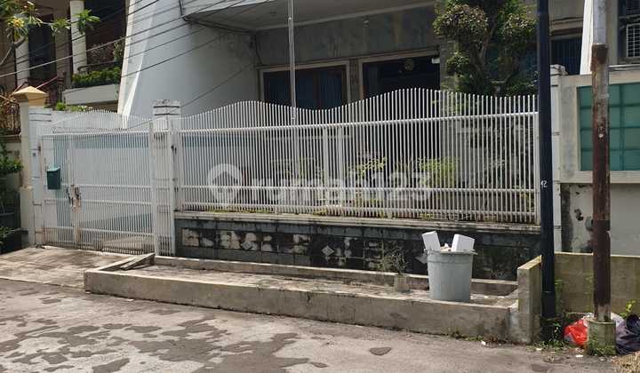 Rumah Dikomplek Pluit Sakti di Pluit
