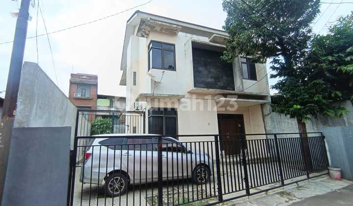 Rumah Mewah Lokasi Strategis di Bintaro Jakarta Selatan