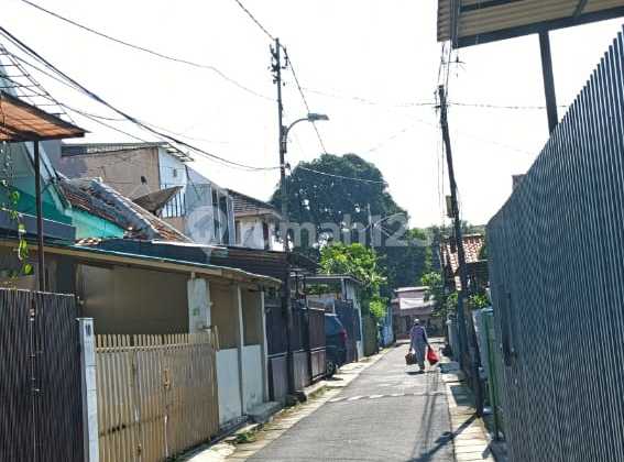 Rumah Lelang di Jl Kencana di Setiabudi
