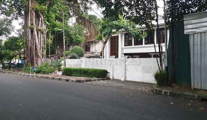 Rumah Lelang Di Gondang Dia Di Menteng