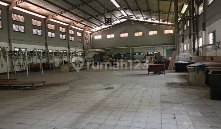 Cheap Factory 2 Floors in North Bandengan, North Jakarta Penjaringan Jakut SHGB Cheap Factory 2 Floors in North Bandengan, North Jakarta Penjaringan Jakut SHGB