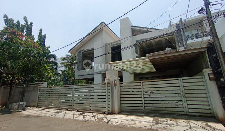 Rumah 2 Lantai Lt 603 Di Jl Patal Senayan Jaksel 2