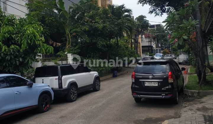 Rumah Luas Lebar Jalan Oke di Pluit Jakarta Utara 2