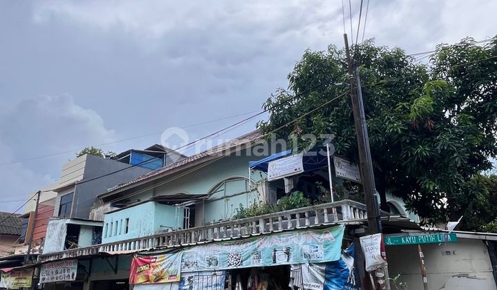 Hoek's Old House on Jl Kayu Putih V, Pulo Gadung, East Jakarta
